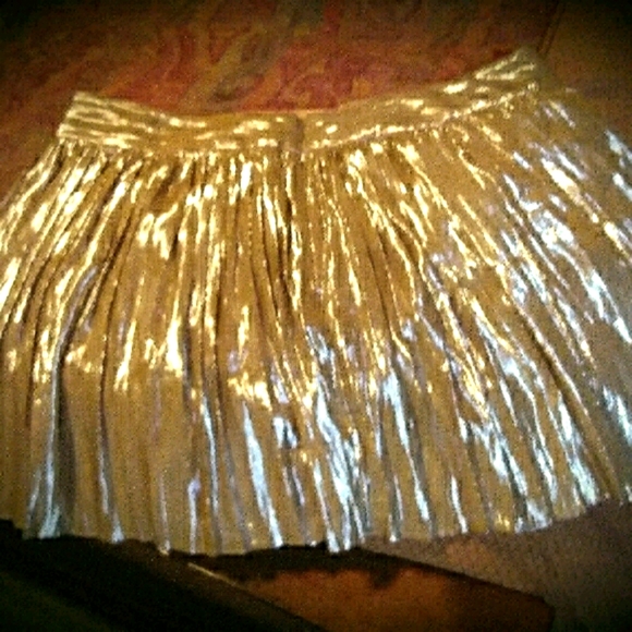 New LONDON JEAN Silk Skirt. 12 - Picture 7 of 7